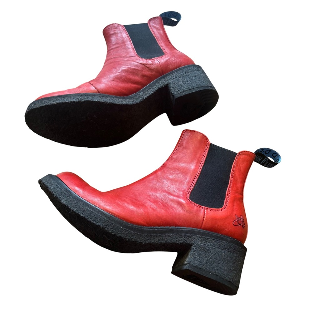 John Fluevog Red Leather Slacker Nap Chelsea Boot Crepe Sole Limited Edition 7.5